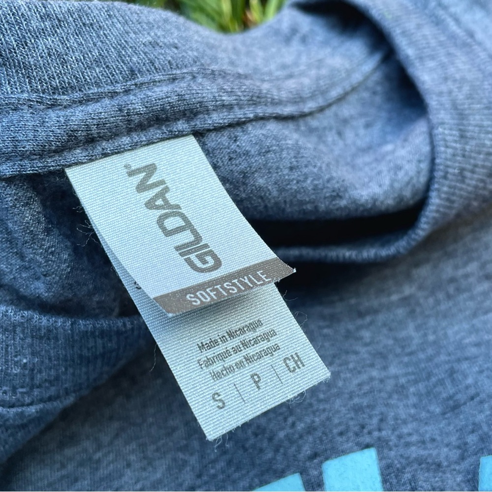 Gildan Softstyle Heather Gray T-Shirt with Cute Elephant Graphic - Picture 4 of 8